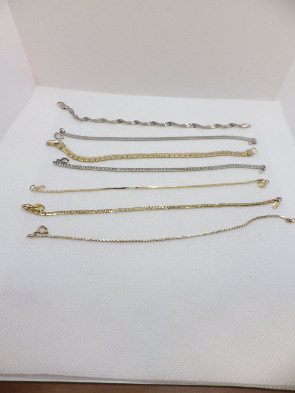 Lot of 7 Bracelets gold & silver tone 929G1